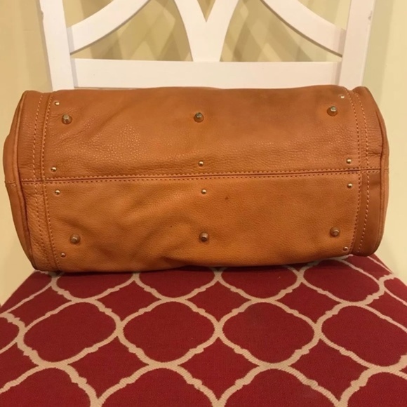 Chloe Camel Pebbled Leather Paddington Bag - Picture 4 of 10